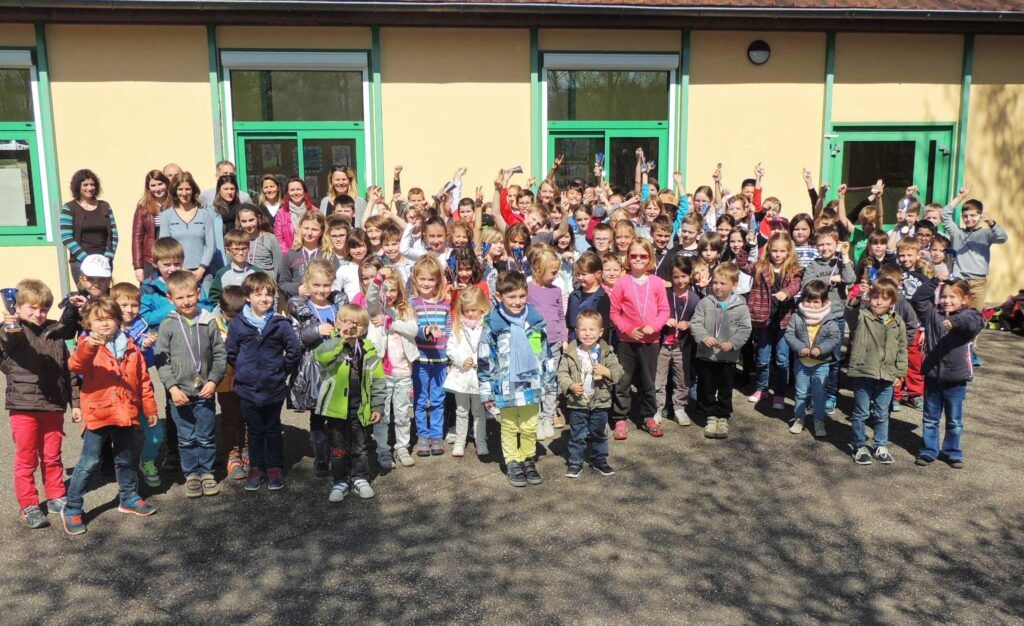 Eteimbes Remise Médailles Et Coupes Ecole 29.04.2016 008